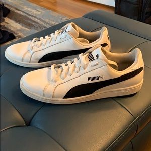 Puma Smash v2 white leather shoes
